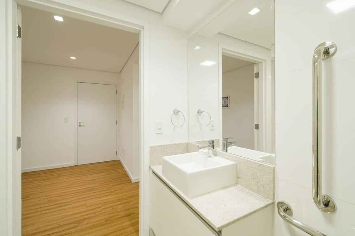 Moderno, Confortavel E Completo No Centro Apm1606 Apartamento *